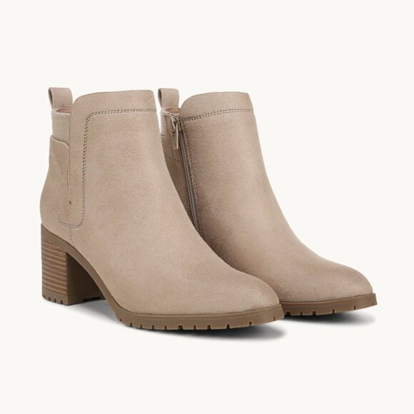 LifeStride Maggie Ankle Bootie (WIDE) - Picture 1 of 10